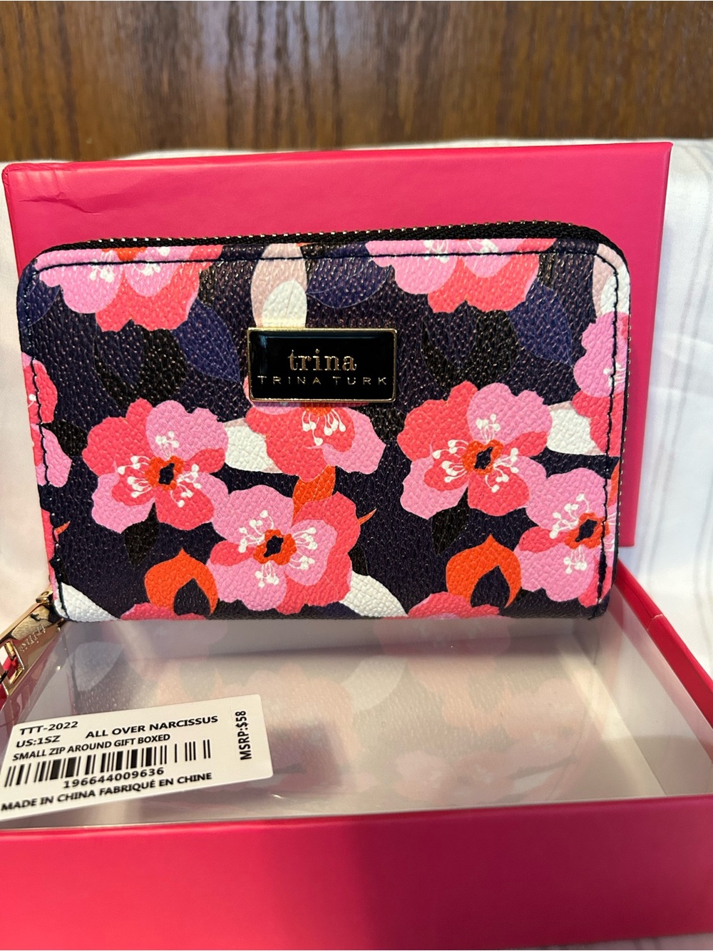 Trina Turk Floral Zip Wallet - Pink & Black New in Box with tags - Picture 3 of 5